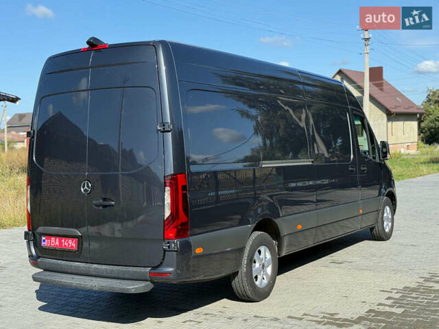 Серый Мерседес Sprinter, объемом двигателя 2 л и пробегом 234 тыс. км за 38900 $, фото 4 на Automoto.ua