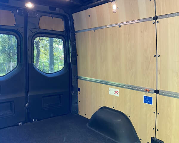 Сірий Мерседес Sprinter, об'ємом двигуна 1.95 л та пробігом 22 тис. км за 37289 $, фото 33 на Automoto.ua