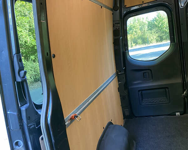 Сірий Мерседес Sprinter, об'ємом двигуна 1.95 л та пробігом 22 тис. км за 37289 $, фото 38 на Automoto.ua
