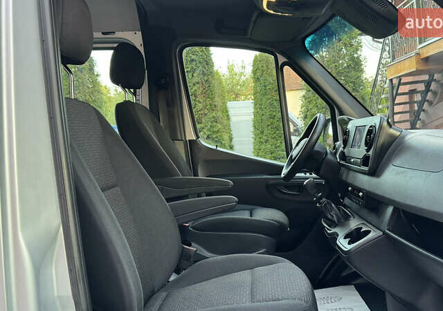Серый Мерседес Sprinter, объемом двигателя 1.95 л и пробегом 216 тыс. км за 29300 $, фото 80 на Automoto.ua