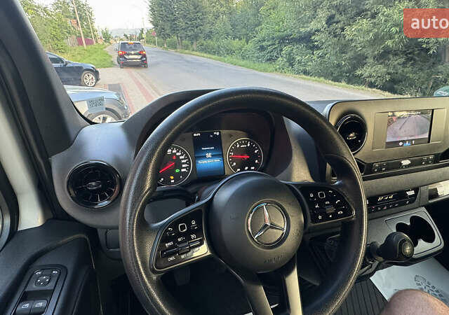 Серый Мерседес Sprinter, объемом двигателя 1.95 л и пробегом 216 тыс. км за 29300 $, фото 131 на Automoto.ua
