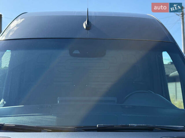 Серый Мерседес Sprinter, объемом двигателя 2 л и пробегом 234 тыс. км за 38900 $, фото 8 на Automoto.ua