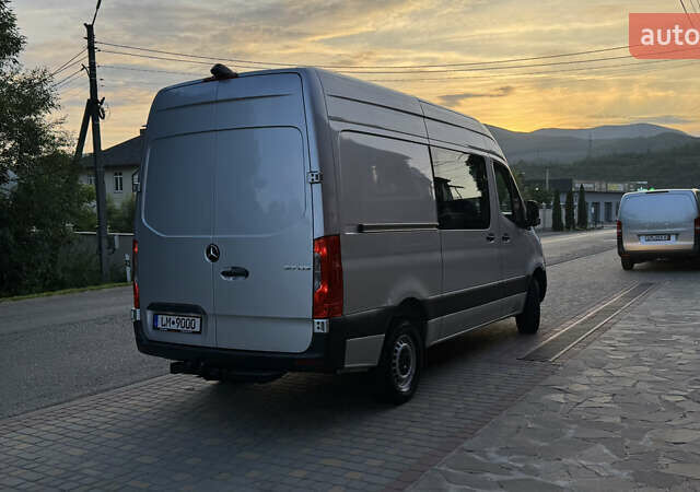Серый Мерседес Sprinter, объемом двигателя 1.95 л и пробегом 216 тыс. км за 29300 $, фото 37 на Automoto.ua