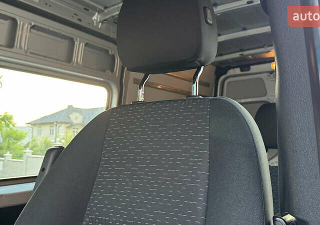 Серый Мерседес Sprinter, объемом двигателя 1.95 л и пробегом 216 тыс. км за 29300 $, фото 121 на Automoto.ua