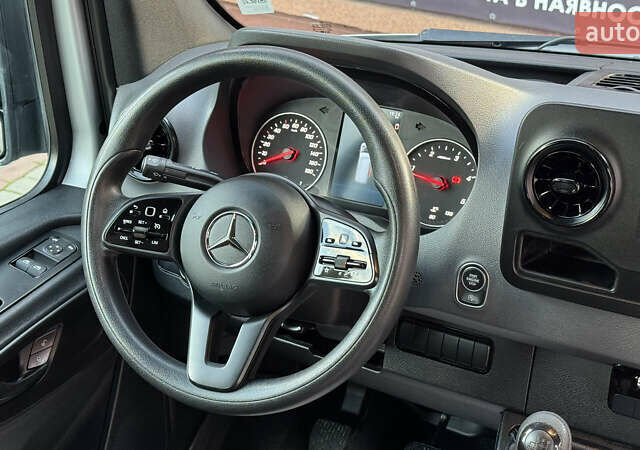 Серый Мерседес Sprinter, объемом двигателя 1.95 л и пробегом 216 тыс. км за 29300 $, фото 100 на Automoto.ua