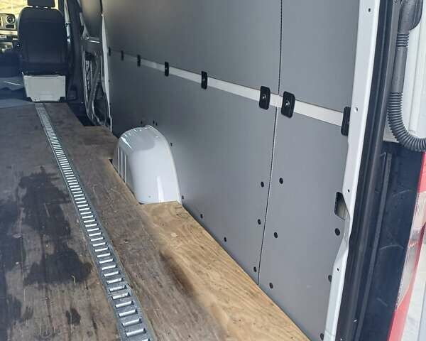 Серый Мерседес Sprinter, объемом двигателя 2.99 л и пробегом 100 тыс. км за 46285 $, фото 16 на Automoto.ua