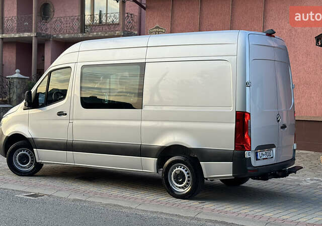 Серый Мерседес Sprinter, объемом двигателя 1.95 л и пробегом 216 тыс. км за 29300 $, фото 32 на Automoto.ua