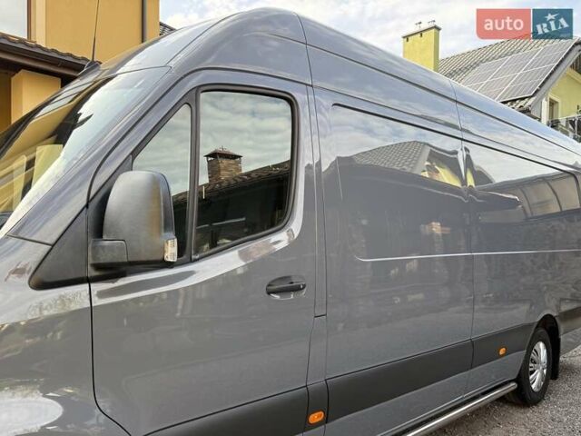 Серый Мерседес Sprinter, объемом двигателя 2 л и пробегом 239 тыс. км за 29950 $, фото 28 на Automoto.ua