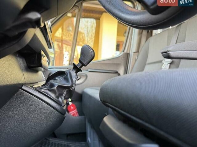 Серый Мерседес Sprinter, объемом двигателя 2 л и пробегом 239 тыс. км за 29950 $, фото 78 на Automoto.ua