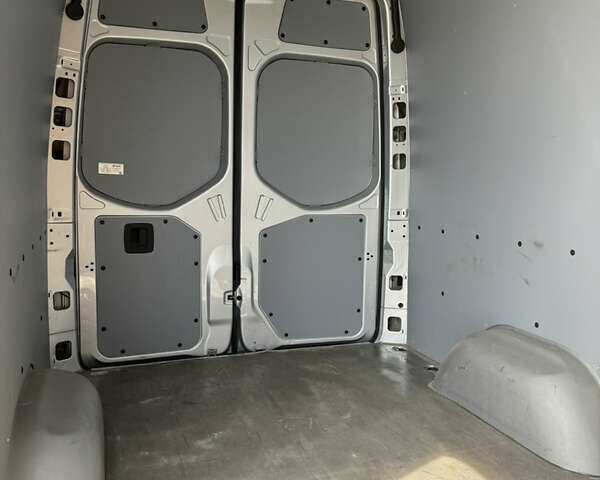 Серый Мерседес Sprinter, объемом двигателя 2 л и пробегом 14 тыс. км за 43547 $, фото 25 на Automoto.ua