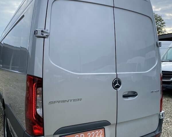 Сірий Мерседес Sprinter, об'ємом двигуна 1.95 л та пробігом 95 тис. км за 32999 $, фото 75 на Automoto.ua