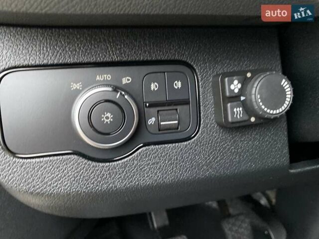 Серый Мерседес Sprinter, объемом двигателя 2.08 л и пробегом 95 тыс. км за 33250 $, фото 55 на Automoto.ua