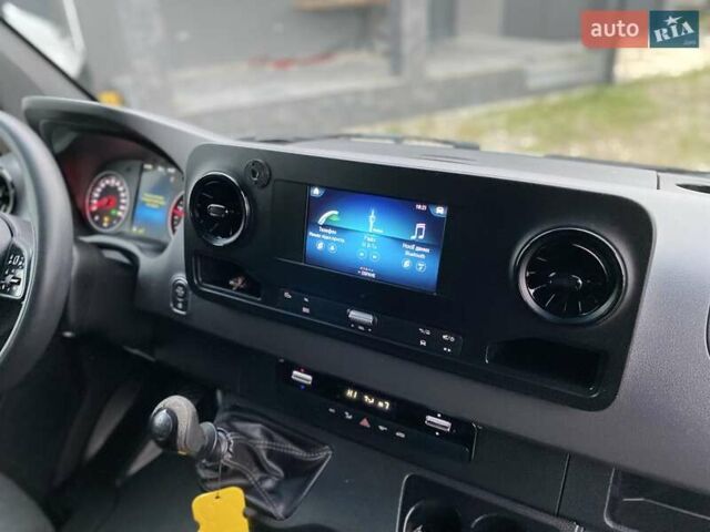 Серый Мерседес Sprinter, объемом двигателя 2.08 л и пробегом 95 тыс. км за 33250 $, фото 37 на Automoto.ua