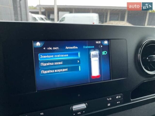 Серый Мерседес Sprinter, объемом двигателя 2.08 л и пробегом 95 тыс. км за 33250 $, фото 52 на Automoto.ua