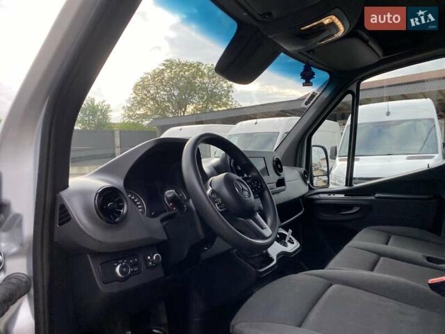 Сірий Мерседес Sprinter, об'ємом двигуна 1.95 л та пробігом 95 тис. км за 32999 $, фото 47 на Automoto.ua