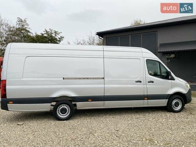 Серый Мерседес Sprinter, объемом двигателя 2.08 л и пробегом 95 тыс. км за 33250 $, фото 11 на Automoto.ua