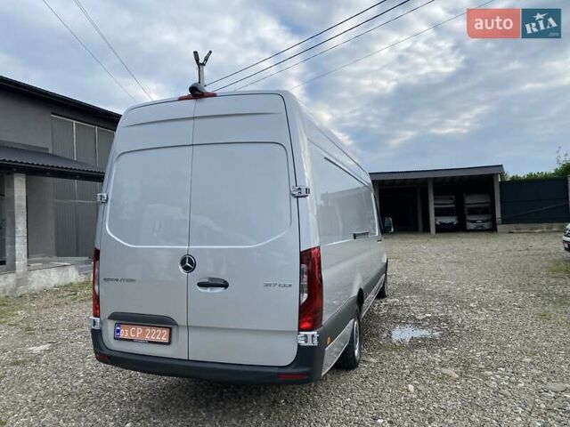 Сірий Мерседес Sprinter, об'ємом двигуна 1.95 л та пробігом 95 тис. км за 32999 $, фото 11 на Automoto.ua