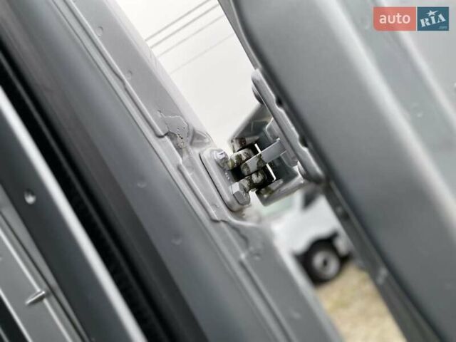Серый Мерседес Sprinter, объемом двигателя 2.08 л и пробегом 95 тыс. км за 33250 $, фото 31 на Automoto.ua