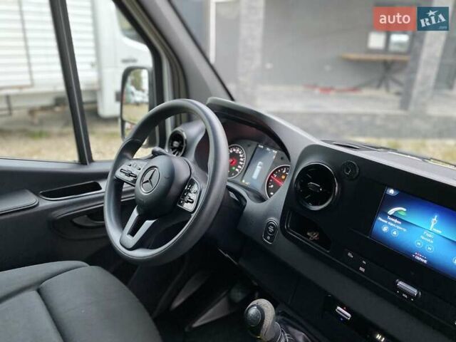 Серый Мерседес Sprinter, объемом двигателя 2.08 л и пробегом 95 тыс. км за 33250 $, фото 36 на Automoto.ua
