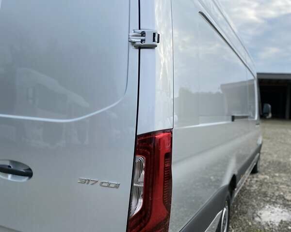 Сірий Мерседес Sprinter, об'ємом двигуна 1.95 л та пробігом 95 тис. км за 32999 $, фото 36 на Automoto.ua