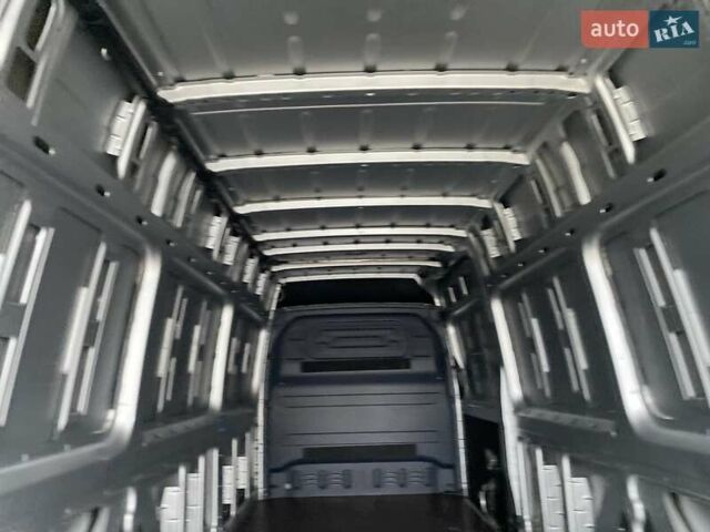Серый Мерседес Sprinter, объемом двигателя 2.08 л и пробегом 95 тыс. км за 33250 $, фото 27 на Automoto.ua