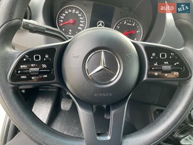 Сірий Мерседес Sprinter, об'ємом двигуна 1.95 л та пробігом 95 тис. км за 32999 $, фото 61 на Automoto.ua