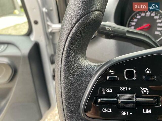 Сірий Мерседес Sprinter, об'ємом двигуна 1.95 л та пробігом 95 тис. км за 32999 $, фото 56 на Automoto.ua