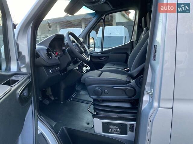 Сірий Мерседес Sprinter, об'ємом двигуна 2.08 л та пробігом 98 тис. км за 32999 $, фото 45 на Automoto.ua