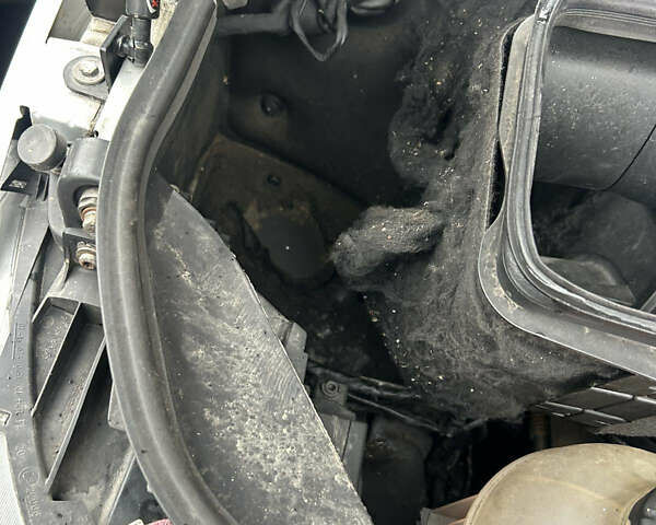 Сірий Мерседес Sprinter, об'ємом двигуна 2.99 л та пробігом 300 тис. км за 18553 $, фото 6 на Automoto.ua