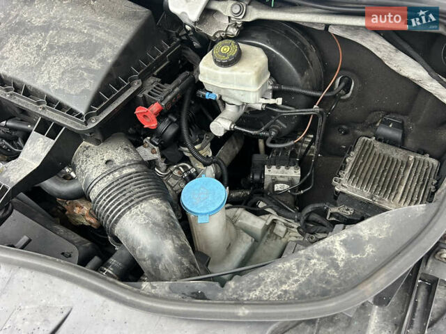 Сірий Мерседес Sprinter, об'ємом двигуна 2.99 л та пробігом 300 тис. км за 18553 $, фото 4 на Automoto.ua