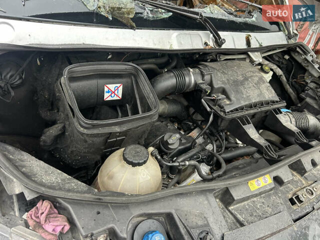 Сірий Мерседес Sprinter, об'ємом двигуна 2.99 л та пробігом 300 тис. км за 18553 $, фото 10 на Automoto.ua