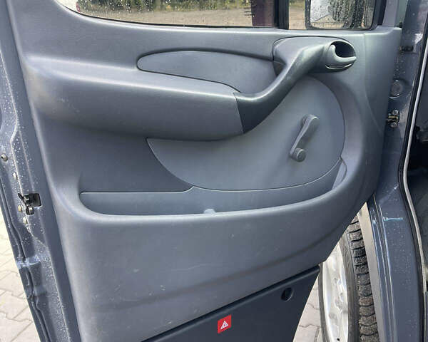 Сірий Мерседес Sprinter, об'ємом двигуна 2.2 л та пробігом 300 тис. км за 7700 $, фото 6 на Automoto.ua