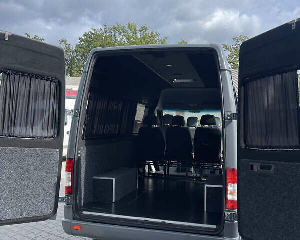 Сірий Мерседес Sprinter, об'ємом двигуна 2.2 л та пробігом 300 тис. км за 7700 $, фото 10 на Automoto.ua