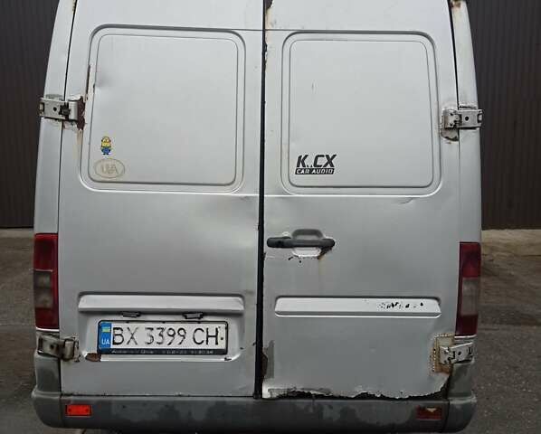 Серый Мерседес Sprinter, объемом двигателя 2.15 л и пробегом 362 тыс. км за 4400 $, фото 6 на Automoto.ua