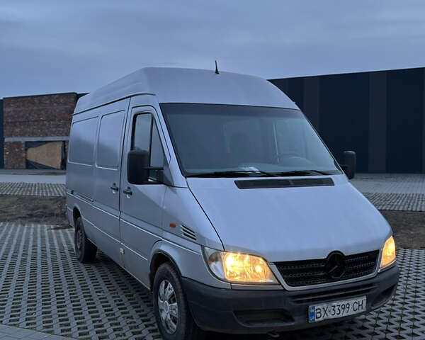 Сірий Мерседес Sprinter, об'ємом двигуна 2.15 л та пробігом 370 тис. км за 5999 $, фото 17 на Automoto.ua