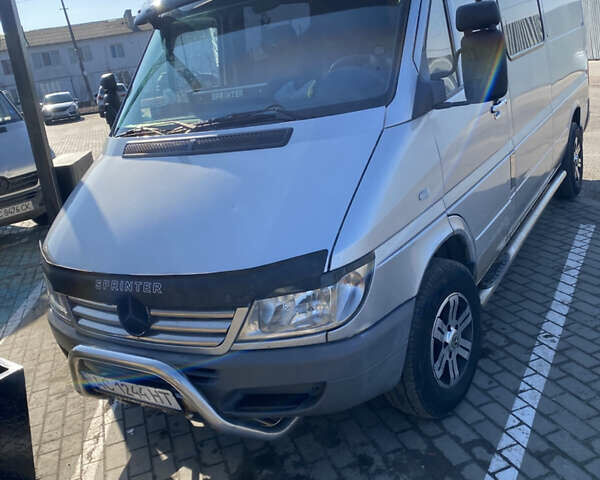 Сірий Мерседес Sprinter, об'ємом двигуна 2.15 л та пробігом 686 тис. км за 8500 $, фото 13 на Automoto.ua