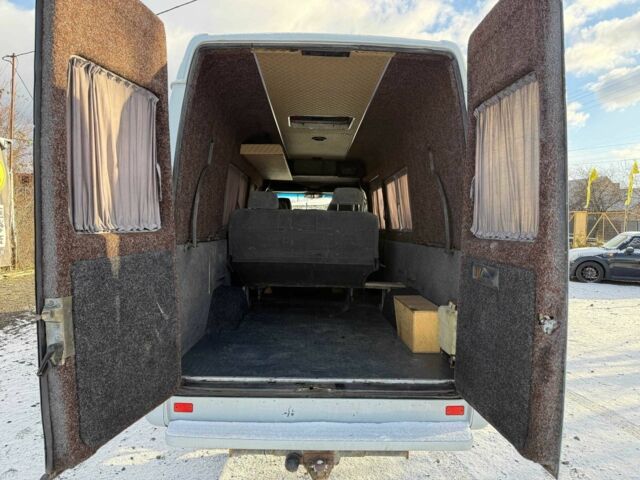 Сірий Мерседес Sprinter, об'ємом двигуна 2.7 л та пробігом 826 тис. км за 7890 $, фото 13 на Automoto.ua