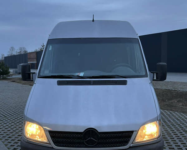 Сірий Мерседес Sprinter, об'ємом двигуна 2.15 л та пробігом 370 тис. км за 5999 $, фото 12 на Automoto.ua