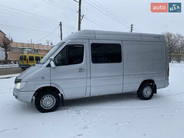 Серый Мерседес Sprinter, объемом двигателя 2.69 л и пробегом 500 тыс. км за 8700 $, фото 8 на Automoto.ua