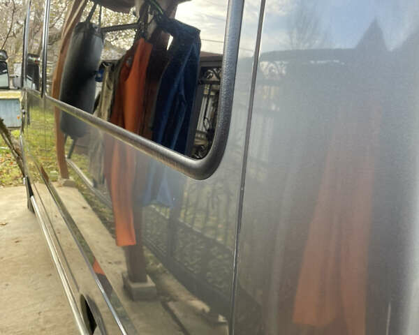 Серый Мерседес Sprinter, объемом двигателя 2.69 л и пробегом 524 тыс. км за 10500 $, фото 4 на Automoto.ua