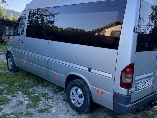 Серый Мерседес Sprinter, объемом двигателя 2.7 л и пробегом 500 тыс. км за 8000 $, фото 4 на Automoto.ua