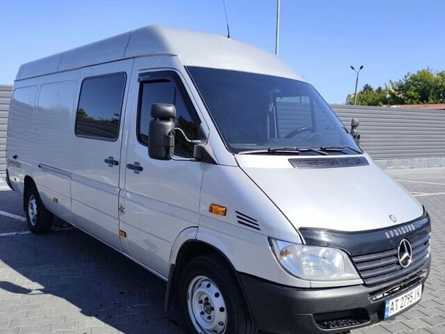 Серый Мерседес Sprinter, объемом двигателя 2.69 л и пробегом 208 тыс. км за 9200 $, фото 2 на Automoto.ua