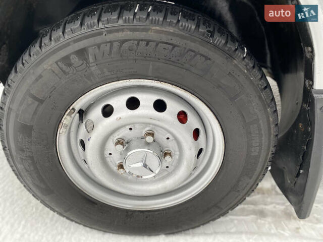 Серый Мерседес Sprinter, объемом двигателя 2.69 л и пробегом 500 тыс. км за 8700 $, фото 28 на Automoto.ua