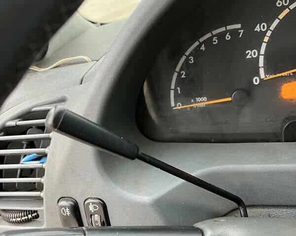 Серый Мерседес Sprinter, объемом двигателя 2.7 л и пробегом 682 тыс. км за 8000 $, фото 28 на Automoto.ua