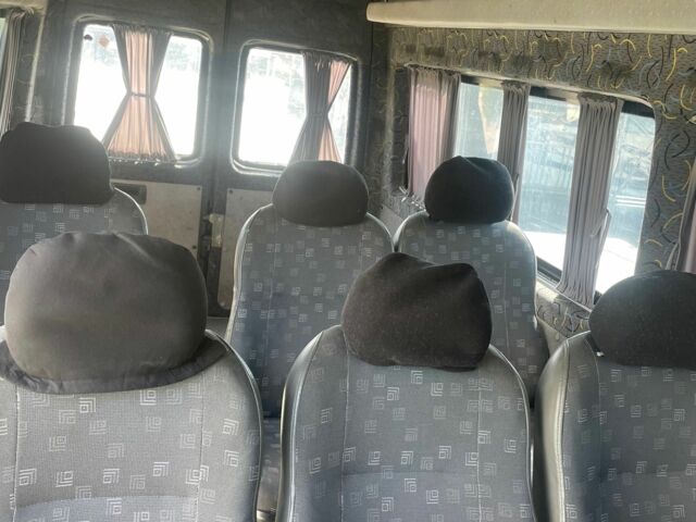 Серый Мерседес Sprinter, объемом двигателя 2.1 л и пробегом 450 тыс. км за 7700 $, фото 4 на Automoto.ua