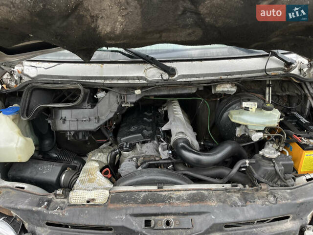 Серый Мерседес Sprinter, объемом двигателя 2.7 л и пробегом 682 тыс. км за 8000 $, фото 39 на Automoto.ua