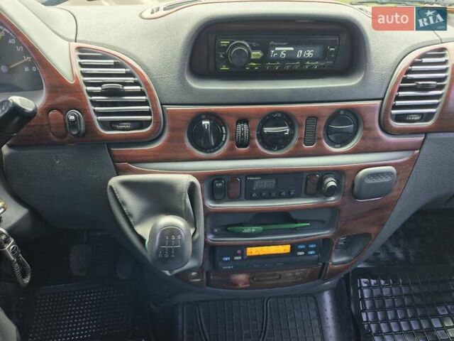 Сірий Мерседес Sprinter, об'ємом двигуна 2.15 л та пробігом 856 тис. км за 9000 $, фото 9 на Automoto.ua