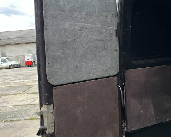 Серый Мерседес Sprinter, объемом двигателя 2.7 л и пробегом 682 тыс. км за 8000 $, фото 32 на Automoto.ua