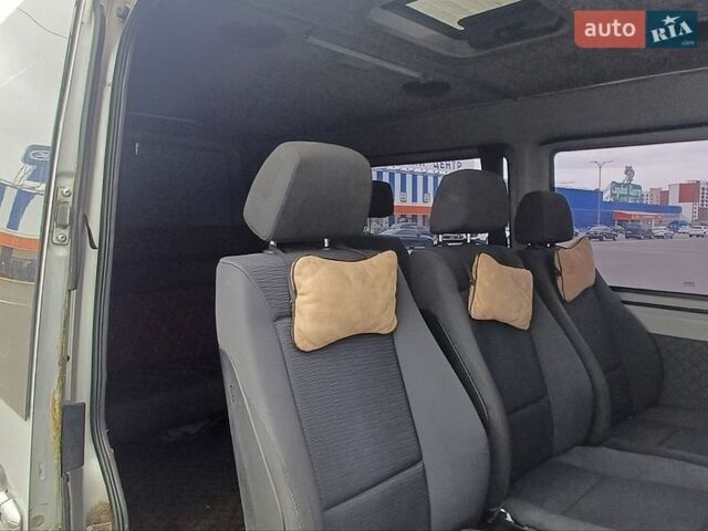 Серый Мерседес Sprinter, объемом двигателя 2.7 л и пробегом 614 тыс. км за 8700 $, фото 3 на Automoto.ua