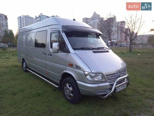 Серый Мерседес Sprinter, объемом двигателя 2.69 л и пробегом 350 тыс. км за 14500 $, фото 17 на Automoto.ua